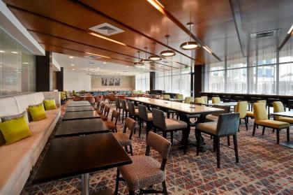 Hampton Inn By Hilton & Suites Las Vegas Convention Center - image 18