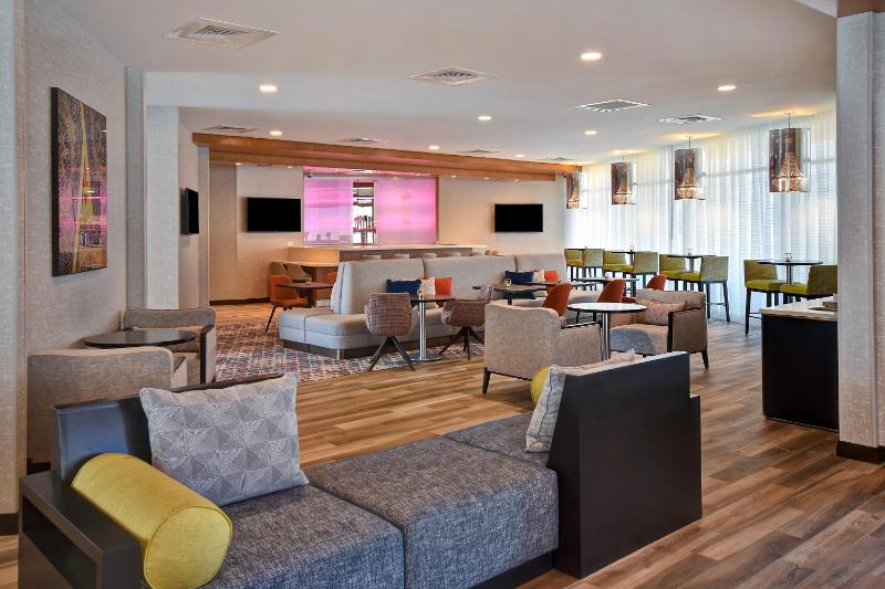 Home2 Suites by Hilton Las Vegas Convention Center - image 5