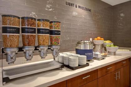 Home2 Suites by Hilton Las Vegas Convention Center - image 9