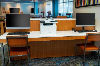 Holiday Inn Express & Suites Las Vegas - E Tropicana - image 10