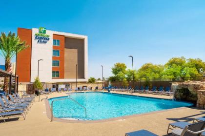 Holiday Inn Express & Suites Las Vegas - E Tropicana - image 11