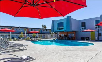 Bposhtels Las Vegas - image 17