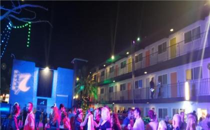 Bposhtels Las Vegas - image 18