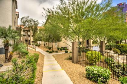 Convenient Las Vegas Condo 1 Mile to the Strip! - image 18