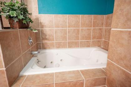 StayTogetherSuites - Penthouse Suite on the Strip - image 16