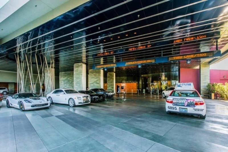 Palms Place Hotel by Orgoto - image 3
