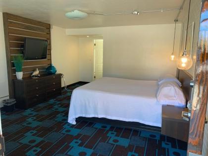 The Sands Motel - image 16