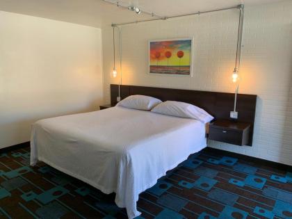 The Sands Motel - image 8
