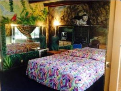 Oasis Motel - image 7