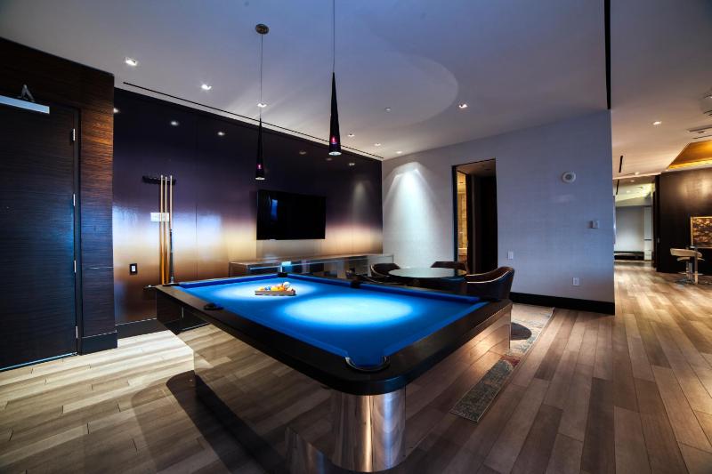 VIP LAS VEGAS PENTHOUSE - main image
