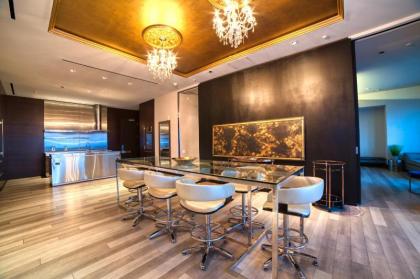 VIP LAS VEGAS PENTHOUSE - image 7
