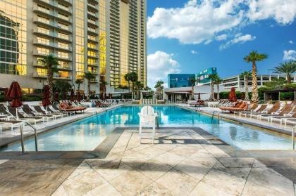 Abz MGM Signature Suites - image 5