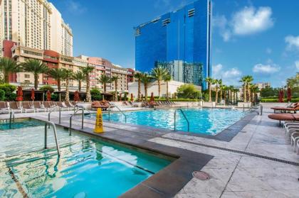 Abz MGM Signature Suites - image 6