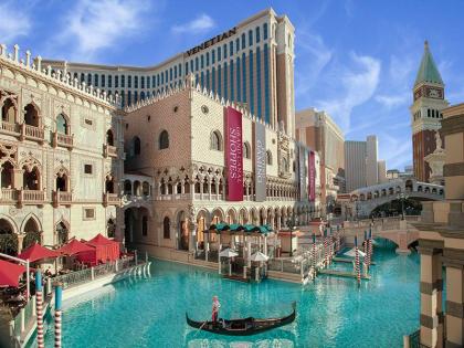 The Venetian Prestige Club Lounge - image 14