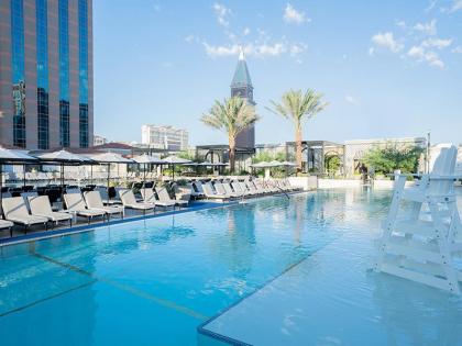 The Venetian Prestige Club Lounge - image 9