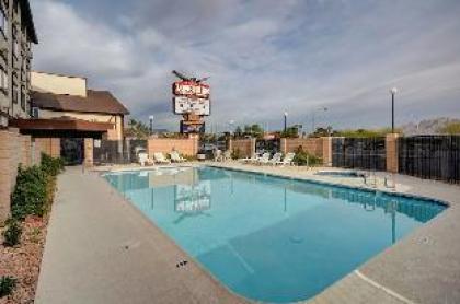 Longhorn Casino & Hotel - image 10