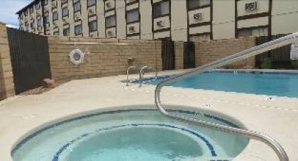 Longhorn Casino & Hotel - image 15