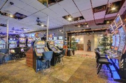 Longhorn Casino & Hotel - image 18