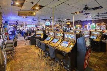 Longhorn Casino & Hotel - image 5