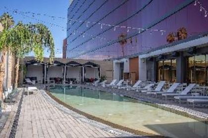 Ahern Hotel and Event Center - image 10