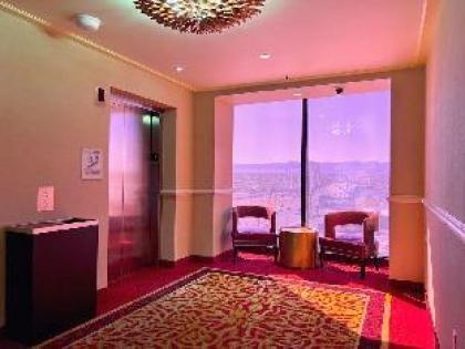 Ahern Hotel and Event Center - image 16