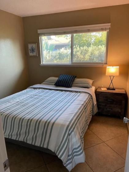 Convenient Location 5 bedroom 2 Ba with Rec room - image 4