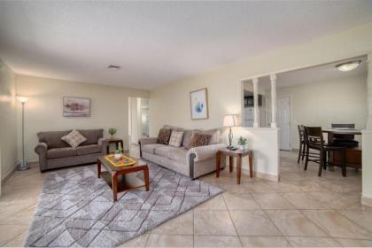 Cute 3 Bdrm 2 Ba home with Rec room