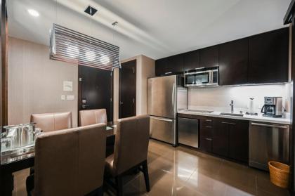 StripViewSuites at Vdara - image 19