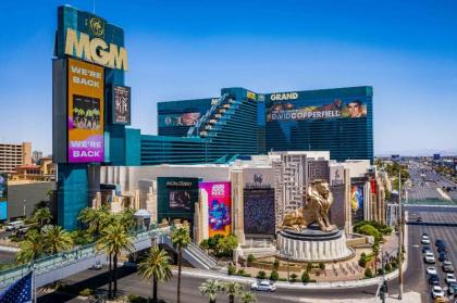 MGM SIGNTURE TOWER 1 (no resort fee) - image 2