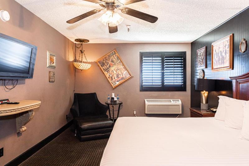 Artisan Hotel Boutique #518 - image 4