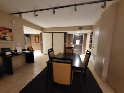 Las Vegas Peaceful Private Condo Hotel Kitchen - image 15