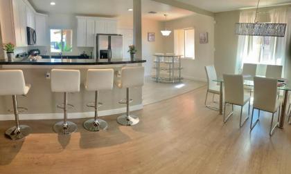 AMAiZING HOUSE 5 min to STRIP blvb - image 7