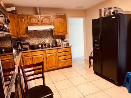 Monthly rent Discount Room Las Vegas - image 16