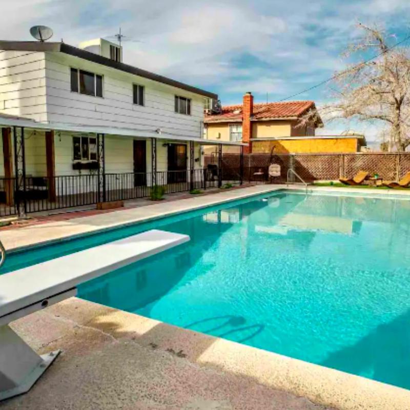 Casa Vacacional con Piscina en las Vegas - main image