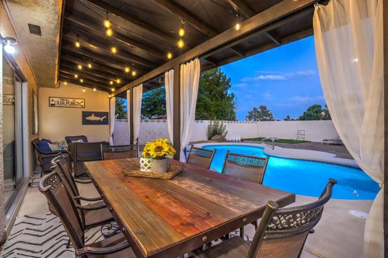 Hidden Gem in the Desert -Gym/Pool/Spa/Games-4BR - main image