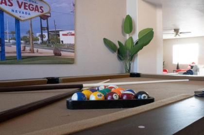 The Viva Vibe Las Vegas - Solar Heated Pool! - image 11