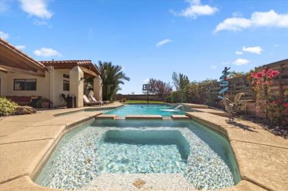 Luxury villa with pool and spa Las Vegas