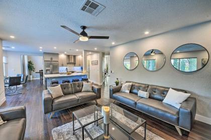 Top-Notch Las Vegas Oasis with Games Golf and More! - image 7