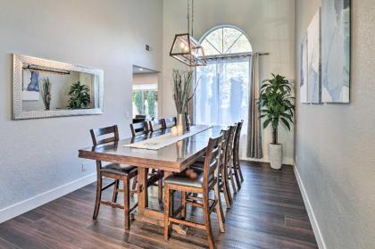 Top-Notch Las Vegas Oasis with Games Golf and More! - image 8