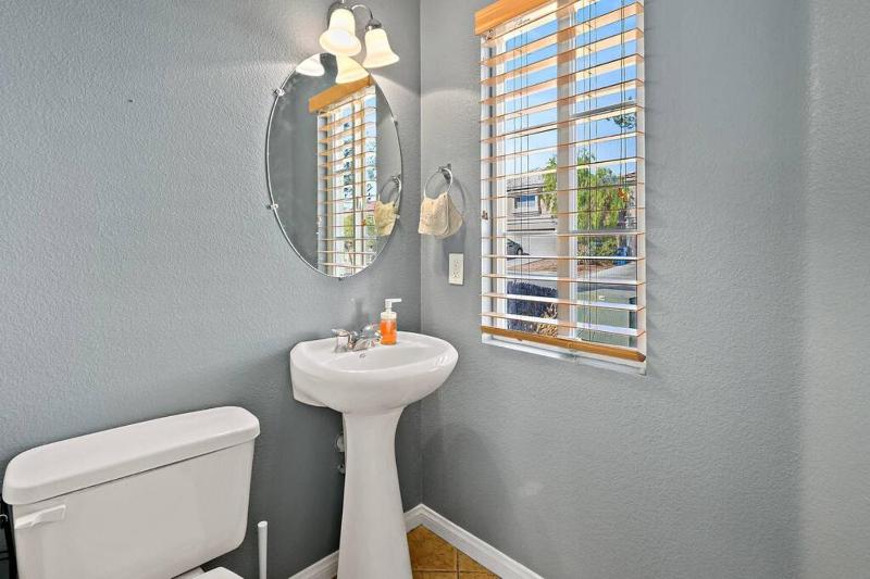 Quiet 3 bed Home with Heated Pool and Movie Room! - image 2