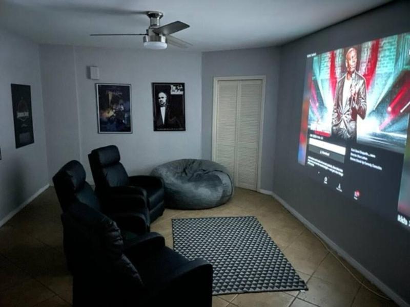 Quiet 3 bed Home with Heated Pool and Movie Room! - image 7