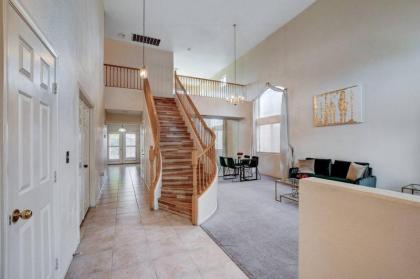 NEW Vacation House with 4BD and a POOL near Vegas strip - image 14