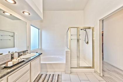 Magic Palace - Luxe 4BR House w/ heated pool & Spa - image 11