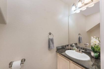 Magic Palace - Luxe 4BR House w/ heated pool & Spa - image 6