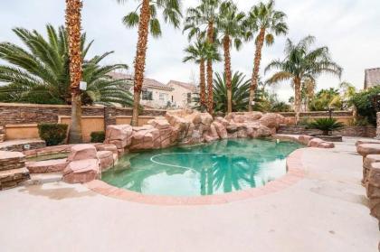 Treasure Bay- Luxury W/ Pool Hot Tub by the Strip - image 16