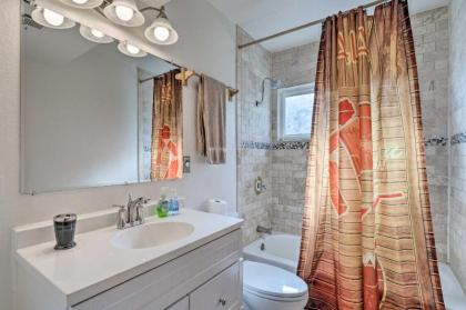 Vegas Oasis Home with Pool and Spa 7 Miles to Strip - image 16