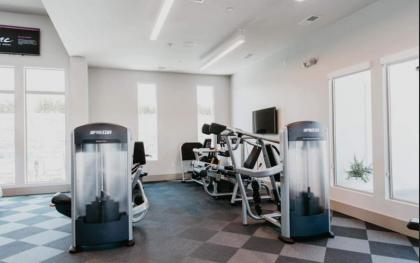 Vibrant Downtown Summerlin Condo - image 16