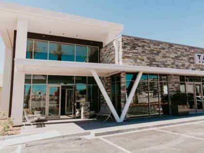 Vibrant Downtown Summerlin Condo - image 17