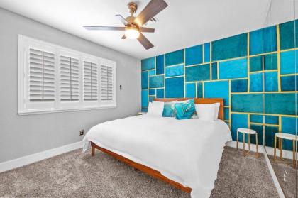 4bdrm 2 Bath Pool Close To Strip Conventions - image 16
