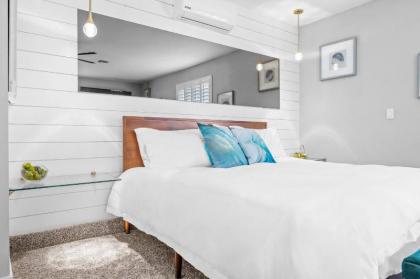 4bdrm 2 Bath Pool Close To Strip Conventions - image 18